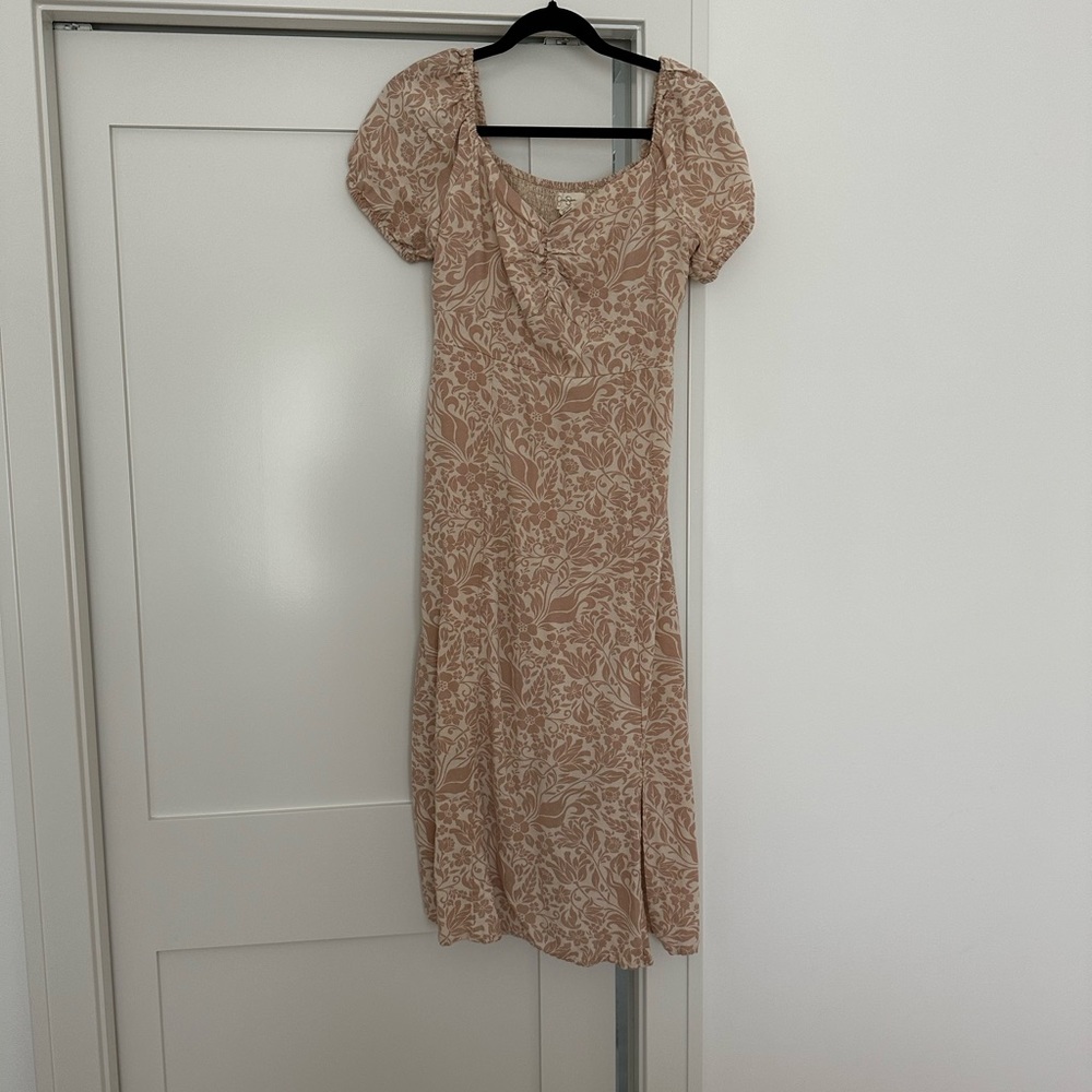 Jessica Simpson midi puff sleeve dress